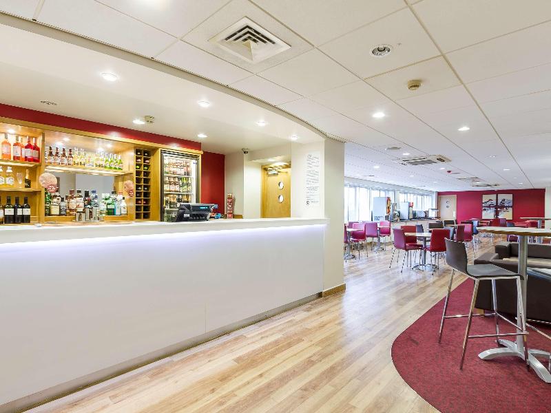 Travelodge London Chessington Tolworth - Lobi