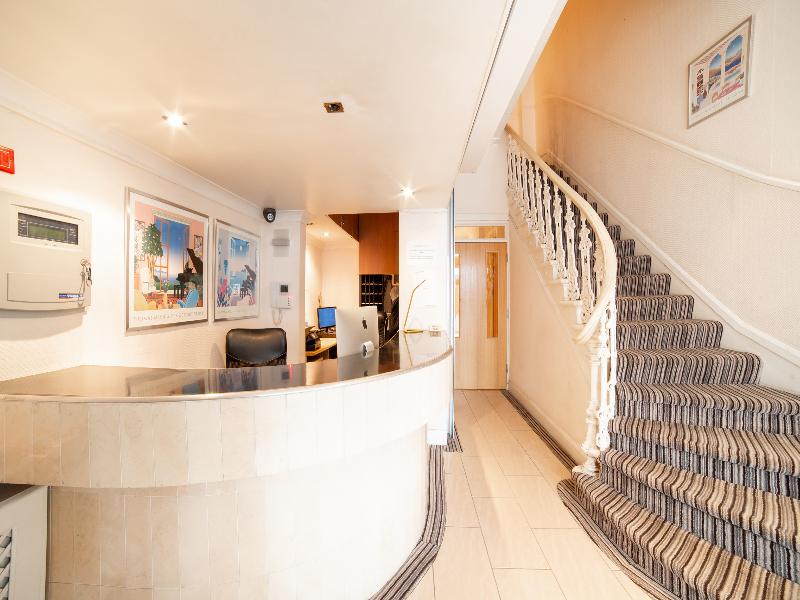 Amsterdam Hotel - Lobi