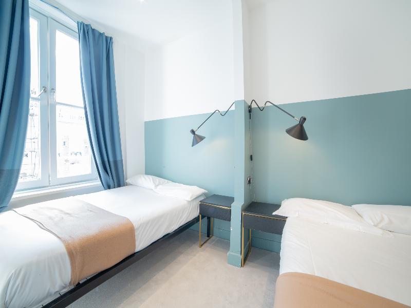 Amsterdam Hotel - Oda