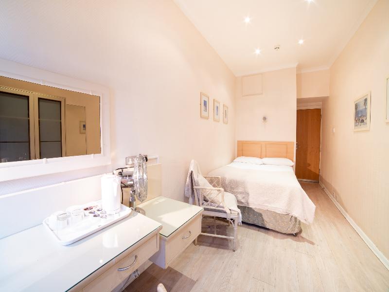 Amsterdam Hotel - Oda
