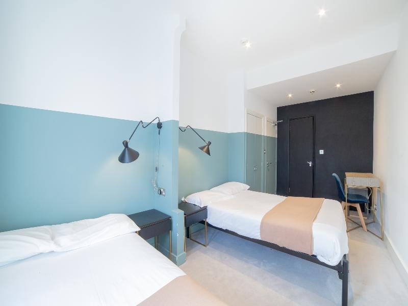 Amsterdam Hotel - Oda