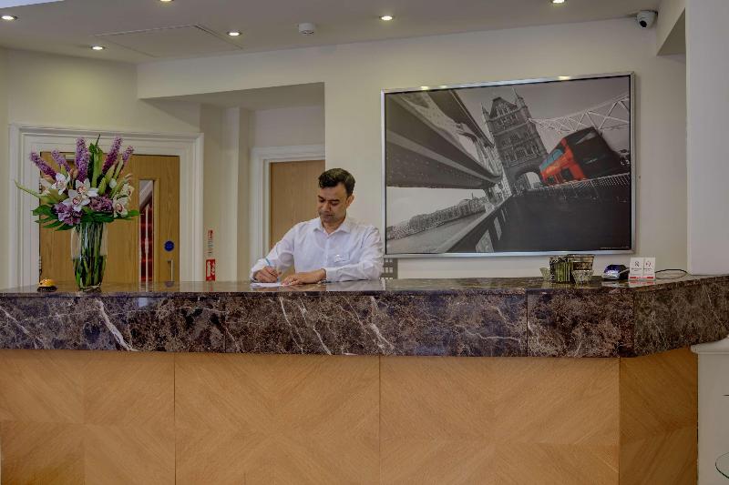 Queensway Hotel, Sure Hotel Collection by Best Wes - Lobi