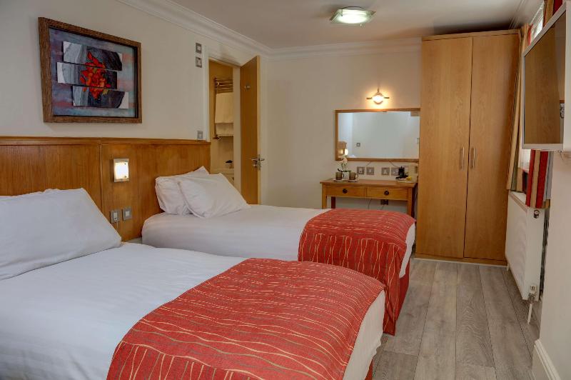 Queensway Hotel, Sure Hotel Collection by Best Wes - Oda