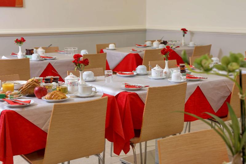 Queensway Hotel, Sure Hotel Collection by Best Wes - Restoran