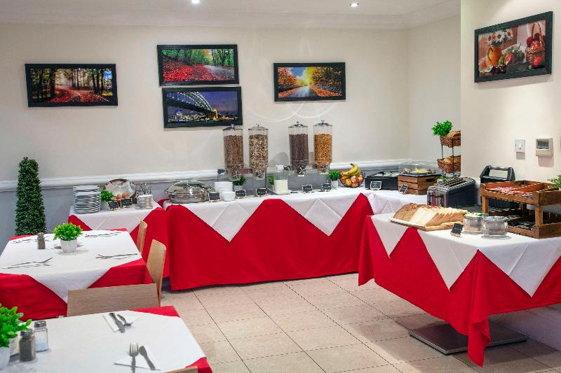 Queensway Hotel, Sure Hotel Collection by Best Wes - Restoran