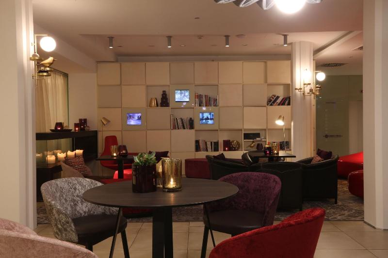 Arte Hotel Linz - Lobi
