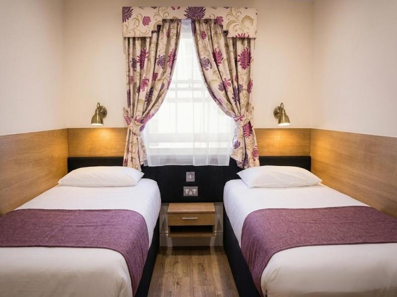 Athena Hotel - B&B - Oda