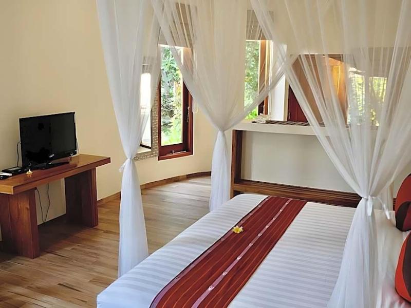 Puri Sari Beach Hotel - Genel