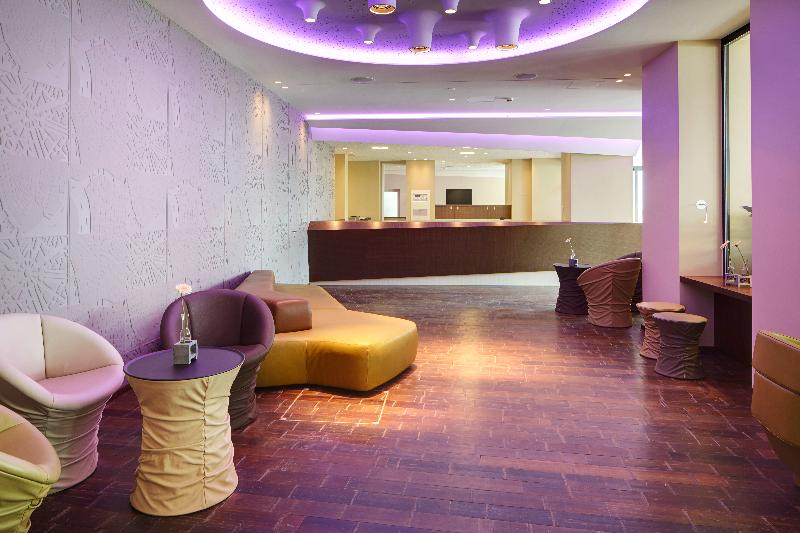 Campus Hotel Hertenstein - Lobi