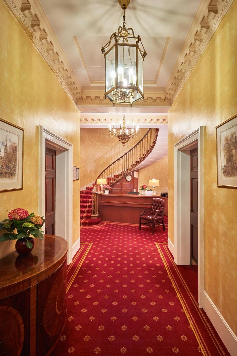 2 Chesham Hotel Belgravia - Lobi