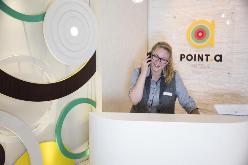 Point A Waterloo - Lobi