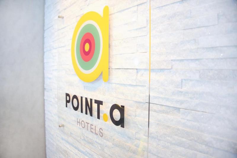 Point A Waterloo - Genel