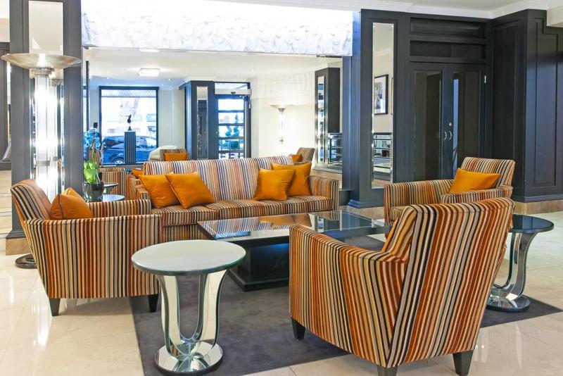 Nell Gwynn House Apartments - Lobi