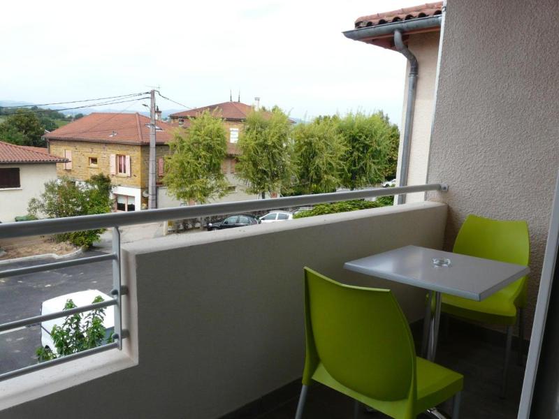 Logis Hotel le Chatard - Genel