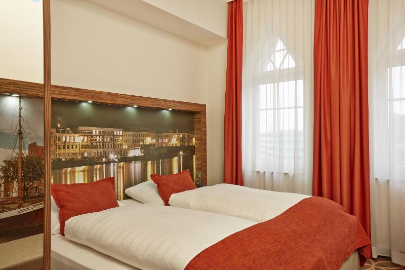 H+ Hotel Luebeck City Centre - Lobi