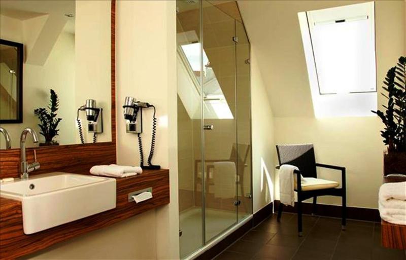 H+ Hotel Luebeck City Centre - Genel