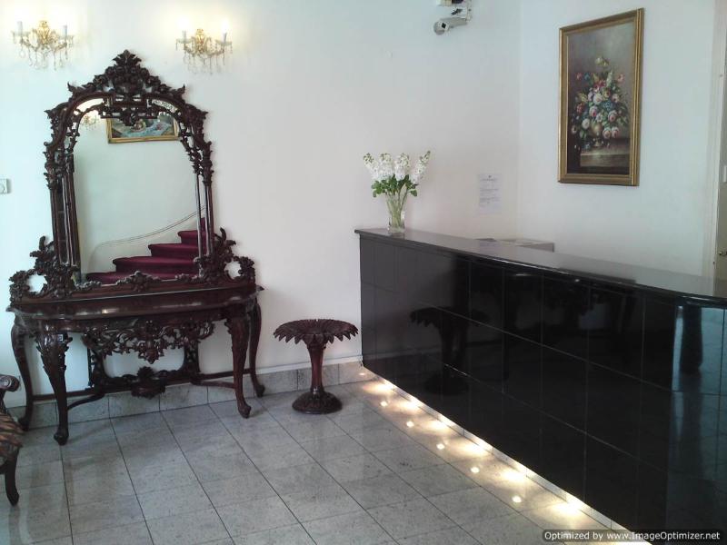 My Place Hotel - Lobi