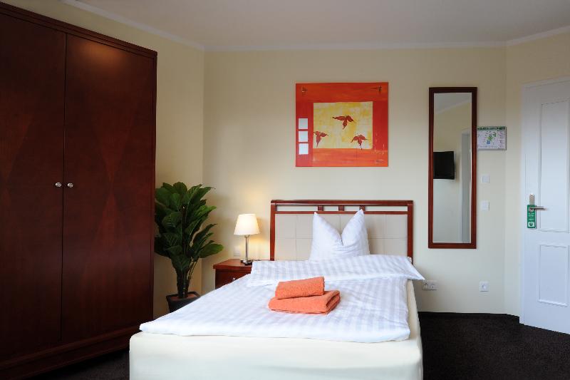 SchlafGut AppartementHotel - Oda