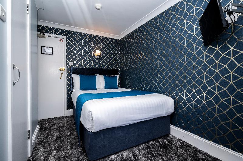 Mentone Hotel - Oda