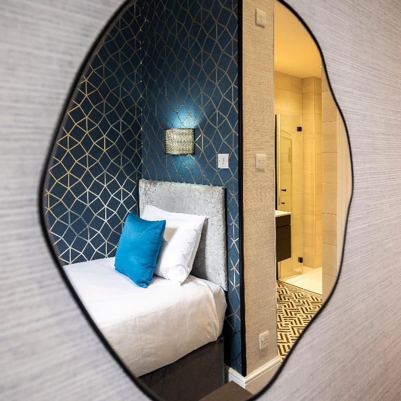 Mentone Hotel - Oda