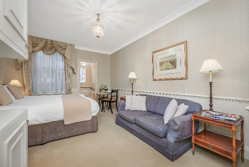 Curzon Street by Mansley - Oda