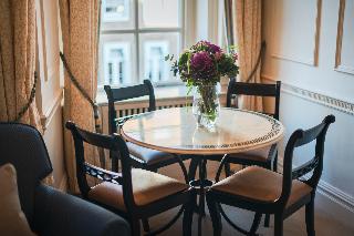 Curzon Street by Mansley fotoÄŸrafÄ±