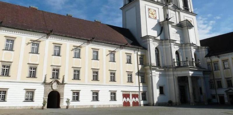 Parkhotel Zur Klause - Genel
