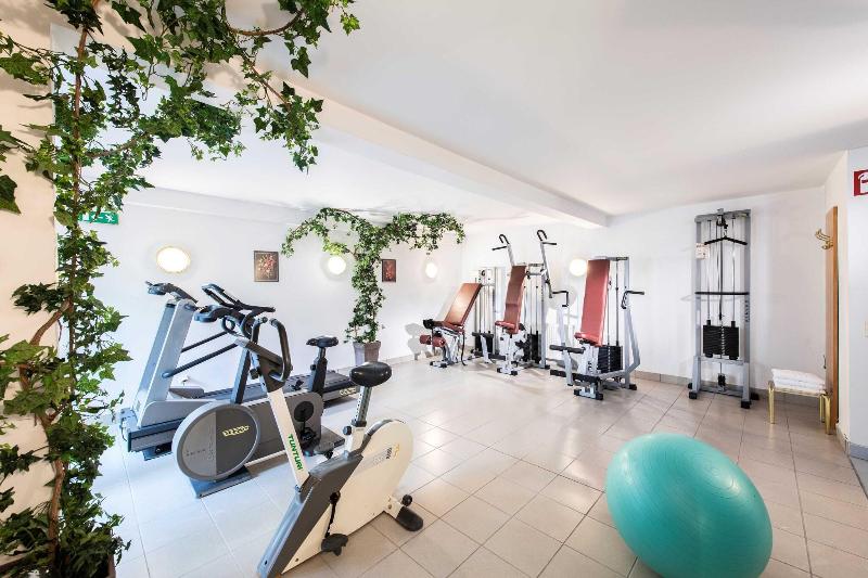 Parkhotel Zur Klause - Havuz