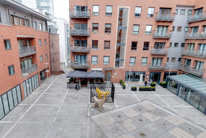 Base Serviced Apartments – Duke Street - Lobi