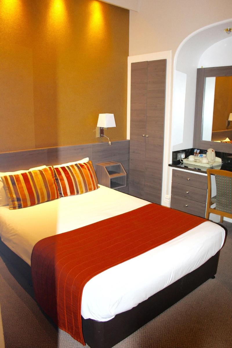 Columbus Hotel - Oda