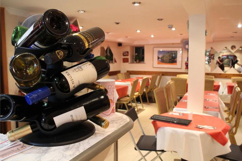 Eurotraveller Hotel - Express - Restoran