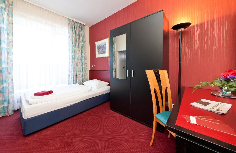 Hotel Aviva - Oda