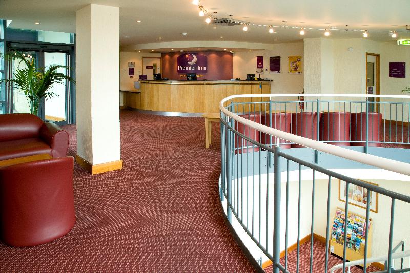 Premier Inn London Wimbledon South - Lobi