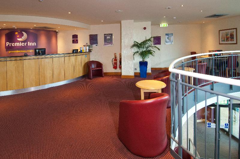 Premier Inn London Wimbledon South - Lobi