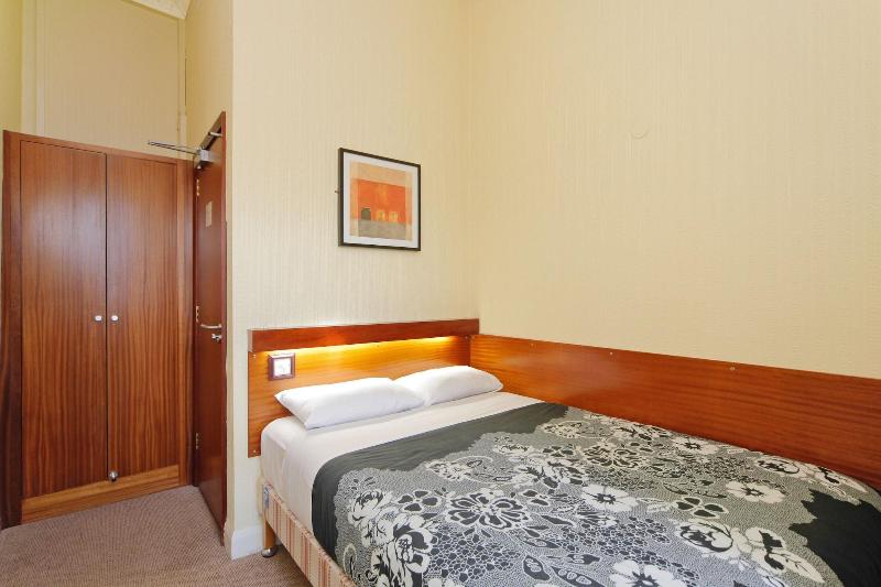 London Visitors Hotel - Oda