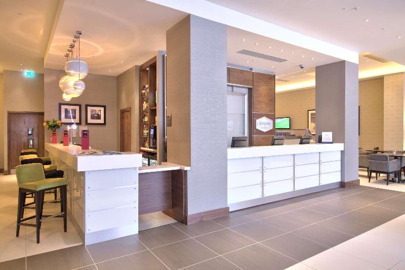 Hampton by Hilton London Croydon - Lobi