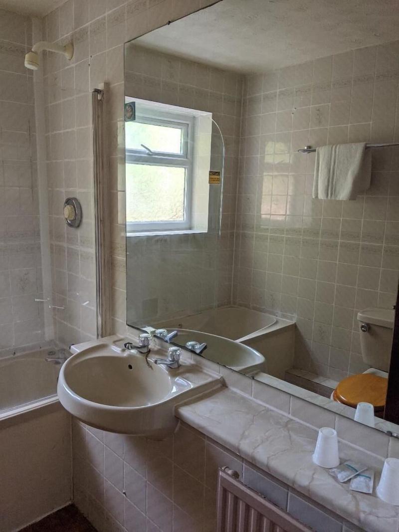 Balmoral Lodge - Aktivite