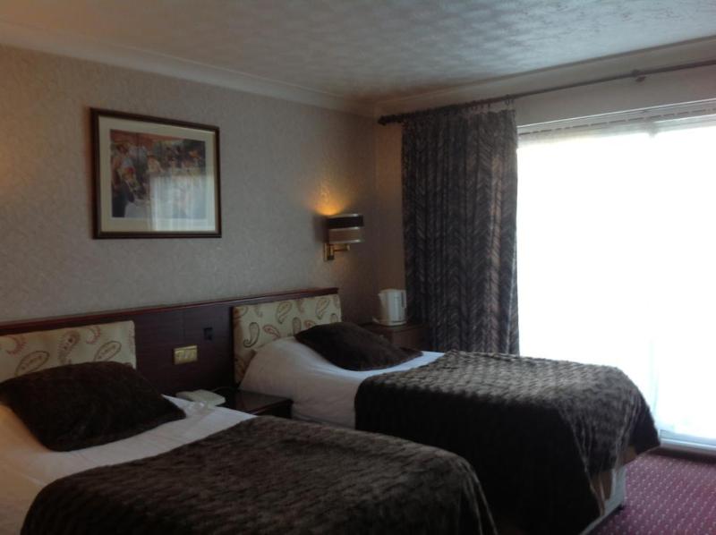 Balmoral Lodge - Genel