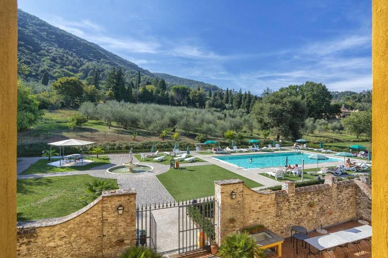 Villa Cheli - Genel