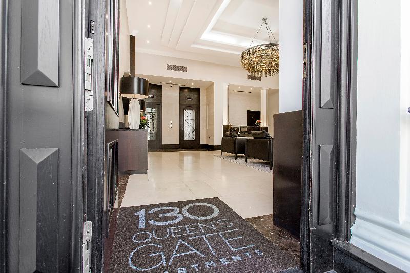 Queensgate 130 - Lobi