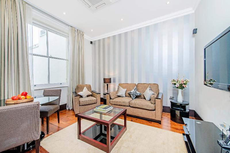 Queensgate 130 - Oda