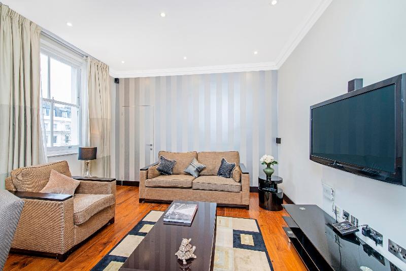 Queensgate 130 - Oda