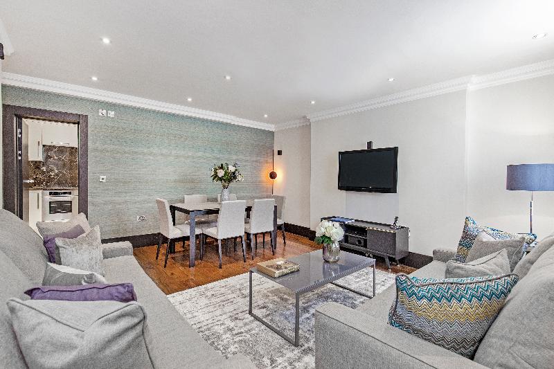 Queensgate 130 - Oda