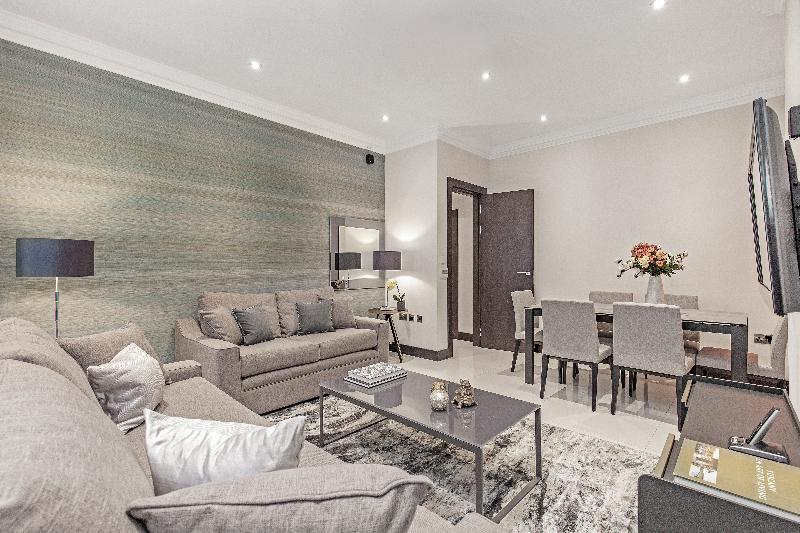 Queensgate 130 - Oda