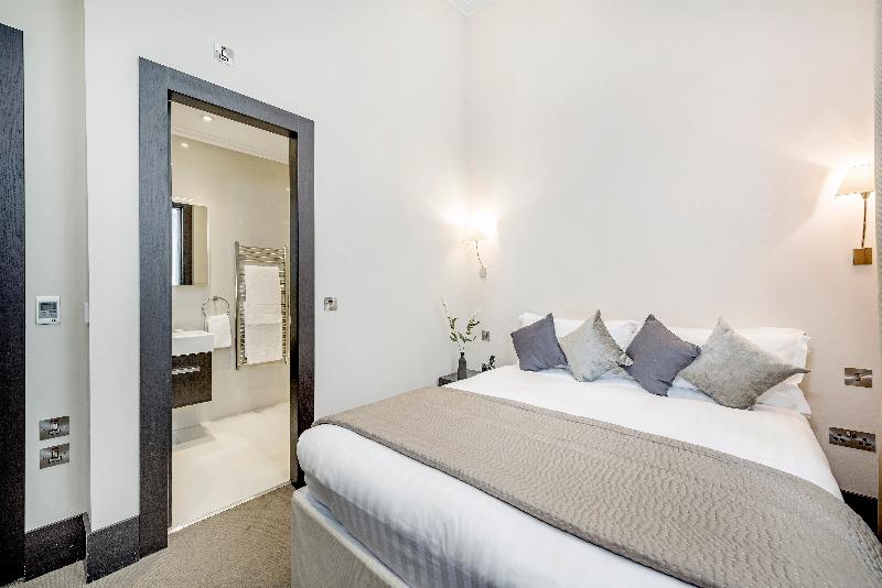 Queensgate 130 - Oda