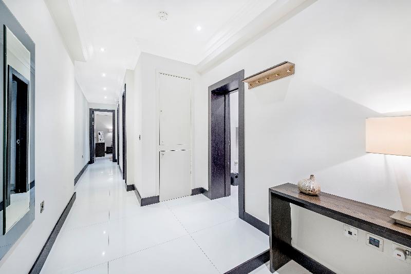 Queensgate 130 - Oda
