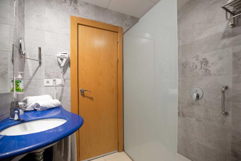Hotel Servigroup Trinimar - Oda
