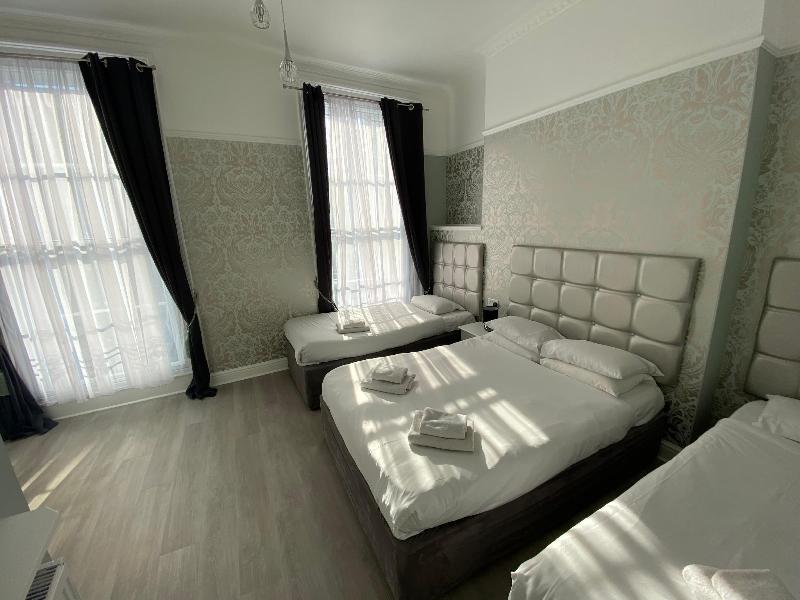Swinton Hotel - Genel