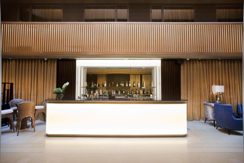Dorsett Shepherds Bush - Bar