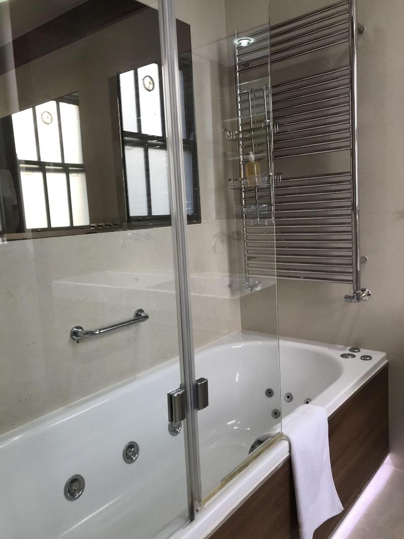 Rhodes Hotel - Oda